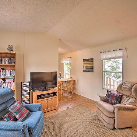 Bright Pensacola Home With Backyard - Pets Welcome! Luaran gambar