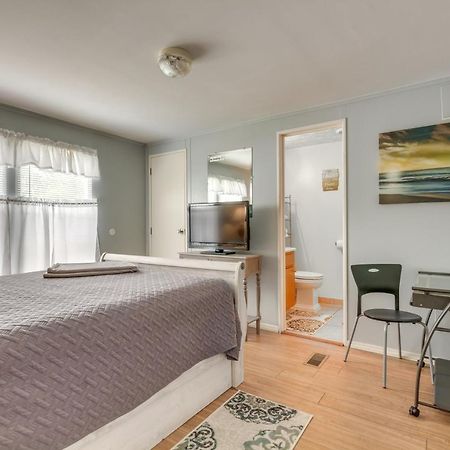 Bright Pensacola Home With Backyard - Pets Welcome! Luaran gambar