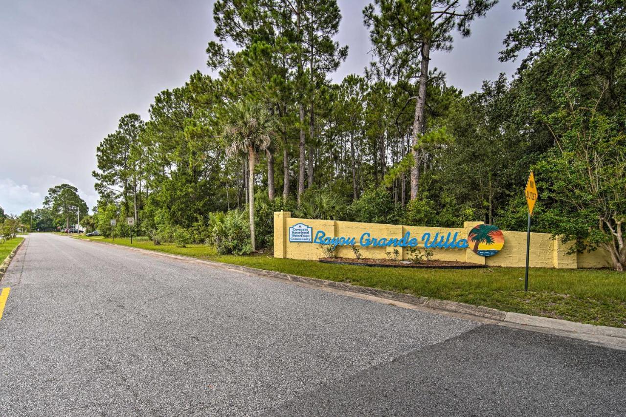 Bright Pensacola Home With Backyard - Pets Welcome! Luaran gambar