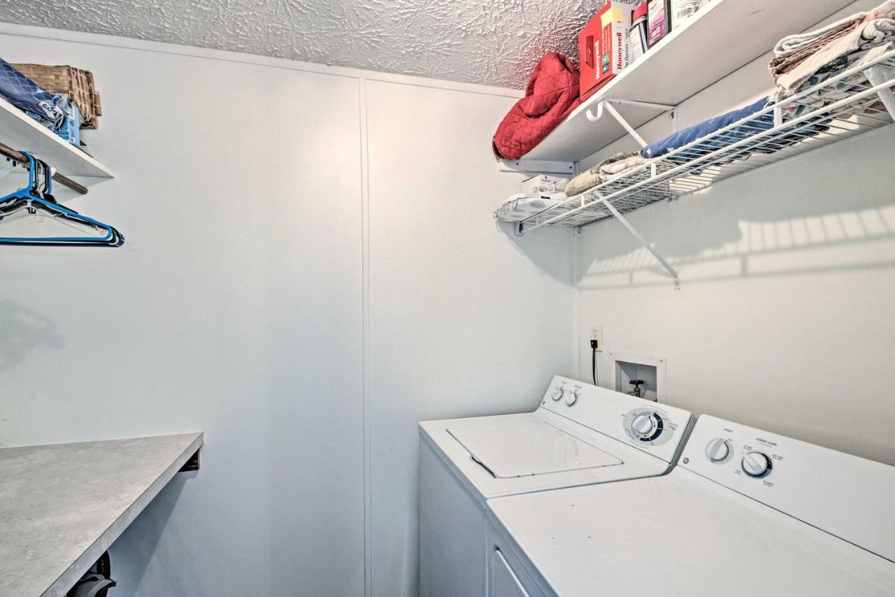 Bright Pensacola Home With Backyard - Pets Welcome! Luaran gambar