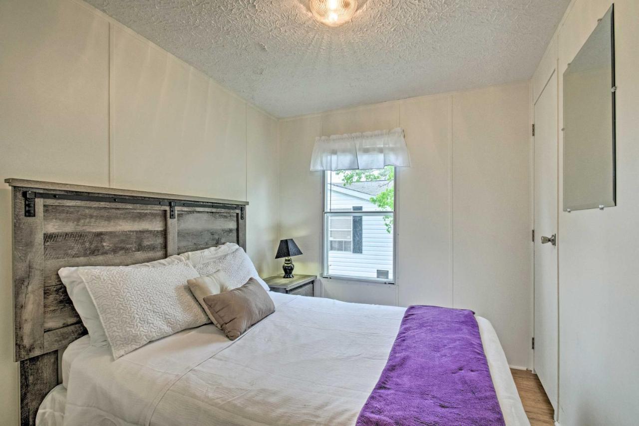 Bright Pensacola Home With Backyard - Pets Welcome! Luaran gambar