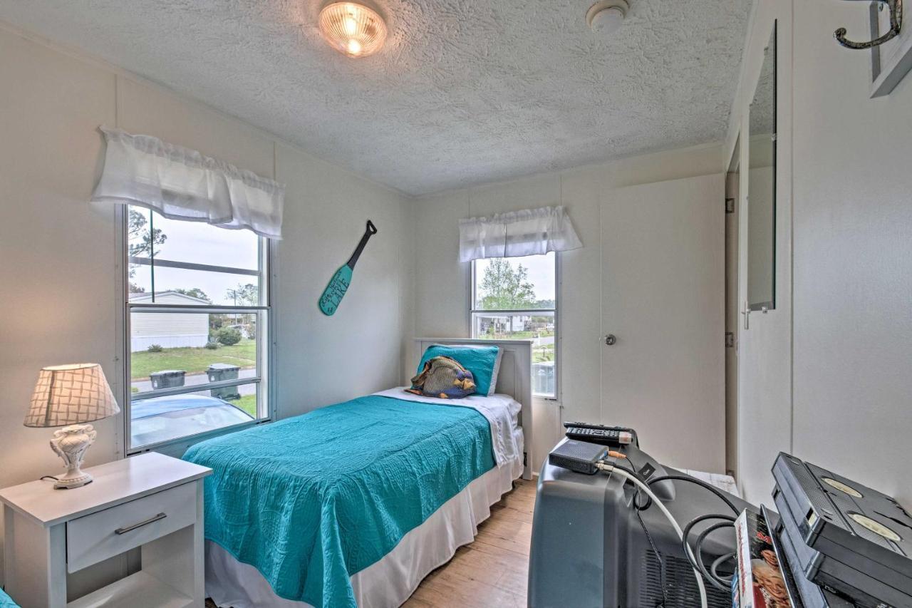 Bright Pensacola Home With Backyard - Pets Welcome! Luaran gambar