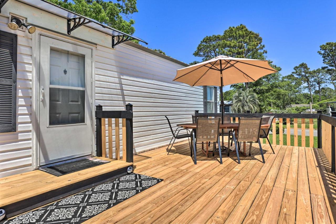 Bright Pensacola Home With Backyard - Pets Welcome! Luaran gambar